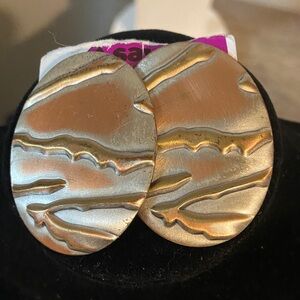 Vintage Silvertone Goldtone Copper Textured Oval & Green Glitter Round Earrings